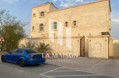 Villa - 7 Bedrooms - 7+ Bathrooms for rent in Shakhbout City - Abu Dhabi