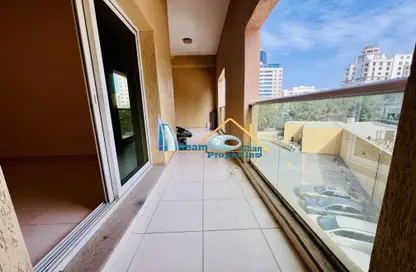 شقة - غرفة نوم - 2 حمامات للايجار في عود ميثاء - بر دبي - دبي