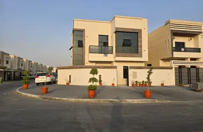 Villa - 5 Bedrooms - 6 Bathrooms for sale in Al Helio 2 - Al Helio - Ajman