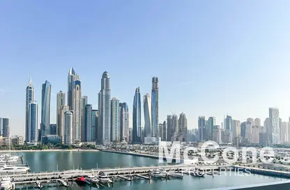 شقة - غرفة نوم - 1 حمام للايجار في مارينا فيستا - إعمار بيتشفرونت - دبي هاربور - دبي