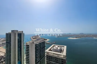 Apartment - 1 Bedroom - 1 Bathroom for sale in Marina Vista - EMAAR Beachfront - Dubai Harbour - Dubai