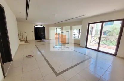Villa - 4 Bedrooms - 5 Bathrooms for rent in Sas Al Nakheel Village - Sas Al Nakheel - Abu Dhabi