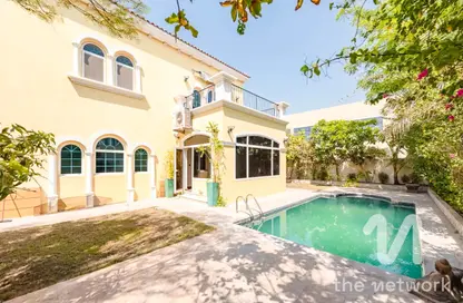 Villa - 3 Bedrooms - 3 Bathrooms for rent in Legacy - Jumeirah Park - Dubai