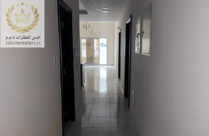 شقة - 2 غرف نوم - 2 حمامات للايجار في برج بحيرة الإمارات 1 - أبراج بحيرة الإمارات - مدينة الإمارات - عجمان