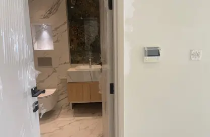 شقة - غرفة نوم - 2 حمامات للبيع في جولدكريست دريمز - مدينة الإمارات - عجمان