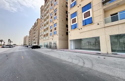 شقة - غرفة نوم - 2 حمامات للبيع في قرية الاميرة - الياسمين - عجمان