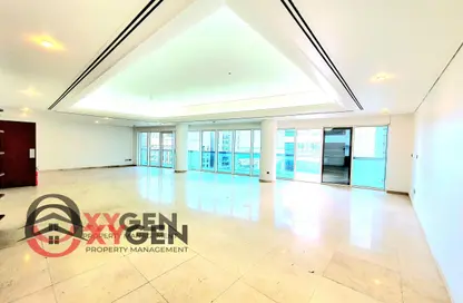 Apartment - 3 Bedrooms - 4 Bathrooms for rent in Crescent Tower 1 - Crescent Towers - Al Khalidiya - Abu Dhabi