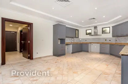 Villa - 4 Bedrooms - 5 Bathrooms for rent in Garden Homes Frond O - Garden Homes - Palm Jumeirah - Dubai