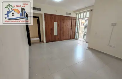Apartment - 2 Bedrooms - 3 Bathrooms for rent in Muweileh Community - Muwaileh Commercial - Sharjah