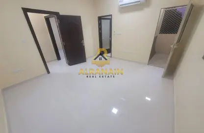 شقة - 2 غرف نوم - 2 حمامات للايجار في حي الوادي - الجيمي - العين