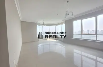 Apartment - 3 Bedrooms - 5 Bathrooms for rent in Cornich Al Buhaira - Sharjah