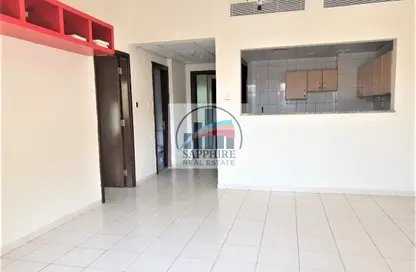 شقة - غرفة نوم - 2 حمامات للبيع في اس 22 - طراز أسباني - المدينة الدولية - دبي