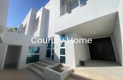 Villa - 4 Bedrooms - 5 Bathrooms for rent in Jumeirah 1 Villas - Jumeirah 1 - Jumeirah - Dubai