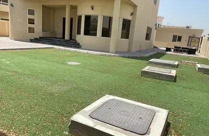 Villa - 4 Bedrooms - 6 Bathrooms for rent in Al Jurainah - Sharjah