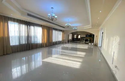 فيلا - 5 غرف نوم - 5 حمامات للايجار في حدائق الإمارات 1 - القوز - دبي