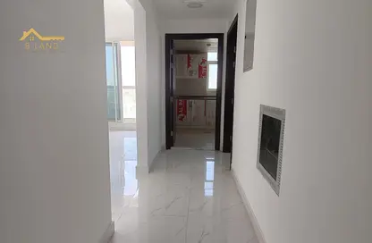 شقة - غرفة نوم - 2 حمامات للايجار في عجمان وسط المدينة - عجمان