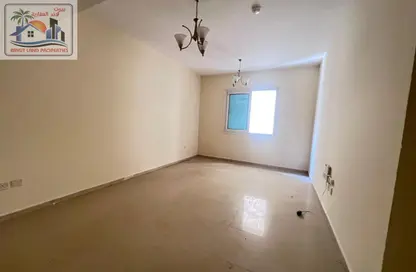 Apartment - 2 Bedrooms - 2 Bathrooms for rent in Qasimia 10 building - Al Mahatta - Al Qasimia - Sharjah