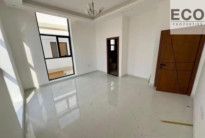 15911863 - صورة العقار 2