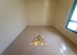 Empty Room image for: Apartment - 1 bedroom - 1 bathroom for rent in Madinat Zayed - Abu Dhabi, Image 1