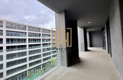 شقة - 2 غرف نوم - 3 حمامات للايجار في الطراز - حي نسيج - الجادة - الشارقة