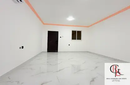 Apartment - Studio - 1 Bathroom for rent in Mohamed Bin Zayed Centre - Mohamed Bin Zayed City - Abu Dhabi
