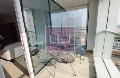 Balcony image for: Apartment - 2 Bedrooms - 3 Bathrooms for rent in Y Tower Reem - Tamouh - Al Reem Island - Abu Dhabi, Image 1