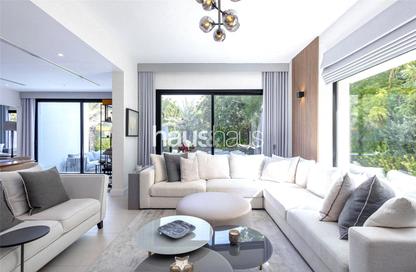 Villa - 5 Bedrooms - 4 Bathrooms for sale in Meadows 2 - Meadows - Dubai