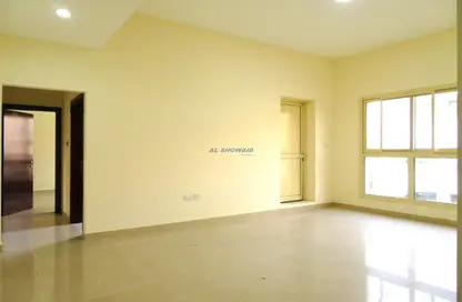 Apartment - 1 Bedroom - 2 Bathrooms for rent in Al Muteena - Deira - Dubai