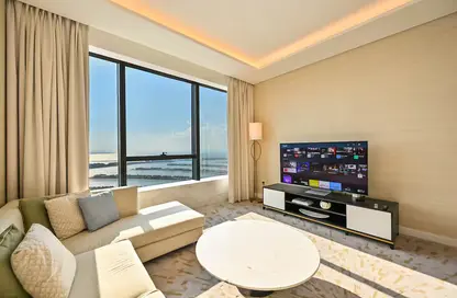 Apartment - 1 Bedroom - 2 Bathrooms for sale in The Palm Tower - Palm Jumeirah - Dubai