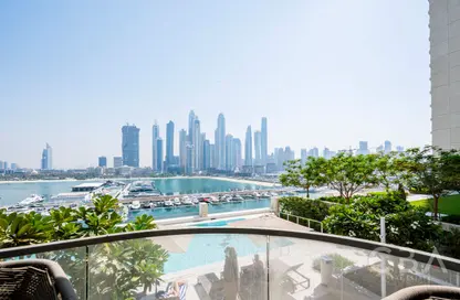 Apartment - 3 Bedrooms - 3 Bathrooms for sale in Marina Vista - EMAAR Beachfront - Dubai Harbour - Dubai