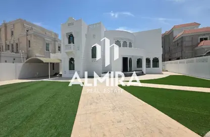Villa - 7+ Bedrooms - 7+ Bathrooms for rent in Al Nahyan Villa Compound - Al Nahyan Camp - Abu Dhabi