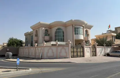 فيلا - 4 غرف نوم - 5 حمامات للايجار في فلل الروضة 3 - 3  الروضة - الروضة - عجمان