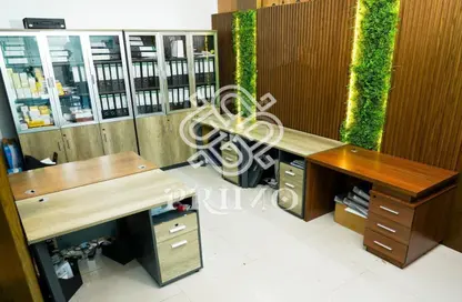 مكتب - استوديو - 1 حمام للايجار في B2B  برج - الخليج التجاري - دبي