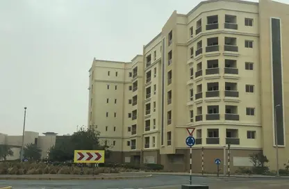 Apartment - 2 Bedrooms - 3 Bathrooms for sale in Bawabat Al Sharq - Baniyas East - Baniyas - Abu Dhabi