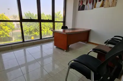 Office Space - Studio - 1 Bathroom for rent in Al Muraqqabat - Deira - Dubai