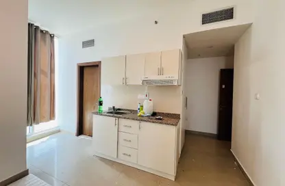 Apartment - 1 Bathroom for rent in Al Warqa'a 1 - Al Warqa'a - Dubai