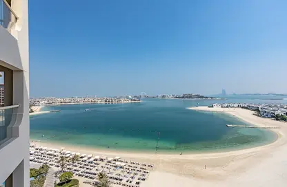 شقة - 2 غرف نوم - 3 حمامات للايجار في الحصير - مساكن شور لاين - نخلة جميرا - دبي