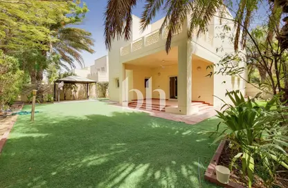 Villa - 4 Bedrooms - 4 Bathrooms for rent in Meadows 5 - Meadows - Dubai