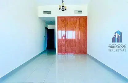 شقة - 2 غرف نوم - 3 حمامات للايجار في الممزر - ديرة - دبي