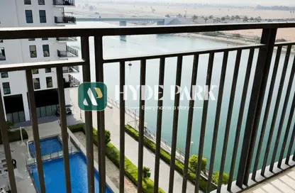 Apartment - Studio - 1 Bathroom for rent in Waters Edge - Yas Island - Abu Dhabi