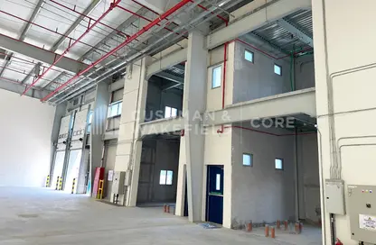 Warehouse - Studio for rent in Al Samha - Abu Dhabi