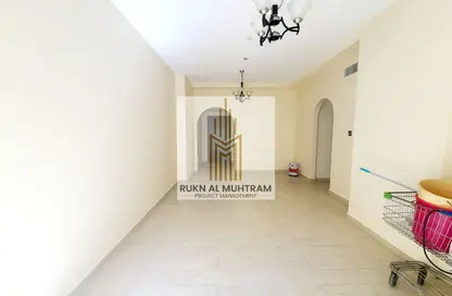 Apartment - 1 Bedroom - 2 Bathrooms for rent in Hajar Building - Muwaileh Commercial - Sharjah