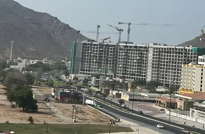 شقة - غرفة نوم - 2 حمامات للبيع في خورفكان - الشارقة