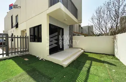 Townhouse - 3 Bedrooms - 4 Bathrooms for rent in Zinnia - The Roots DAMAC Hills 2 - Damac Hills 2 - Dubai