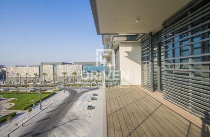Apartment - 3 Bedrooms - 5 Bathrooms for sale in Building 9 - City Walk - Dubai