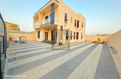 Villa - 5 Bedrooms - 7 Bathrooms for sale in Al Yasmeen 1 - Al Yasmeen - Ajman
