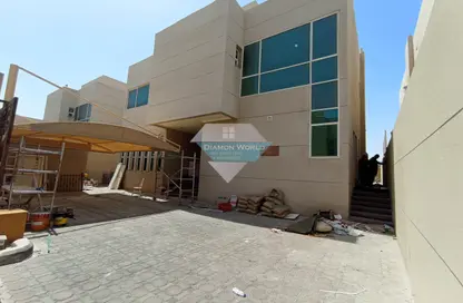 Villa - 5 Bedrooms - 6 Bathrooms for rent in Mohamed Bin Zayed Centre - Mohamed Bin Zayed City - Abu Dhabi