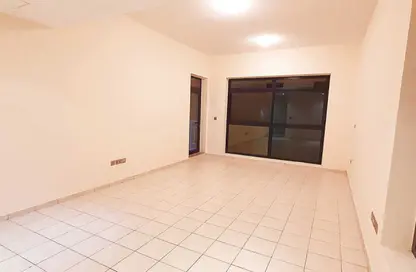 Apartment - Studio - 1 Bathroom for sale in Dunes Village - Dubai Investment Park (DIP) - Dubai