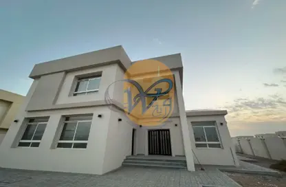 فيلا - 4 غرف نوم - 5 حمامات للايجار في الرفاع - رأس الخيمة