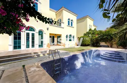 Villa - 3 Bedrooms - 4 Bathrooms for rent in Legacy - Jumeirah Park - Dubai